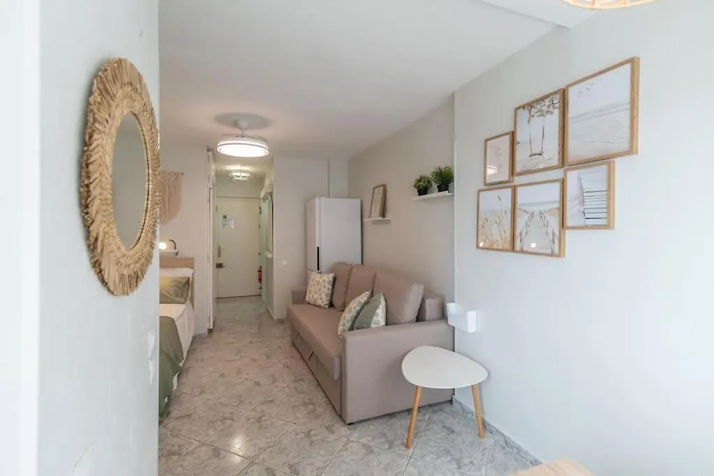Appartement Estudio Reformado Con Vistas Al Mar Y Piscina, Ideal Para Parejas En Benalmádena